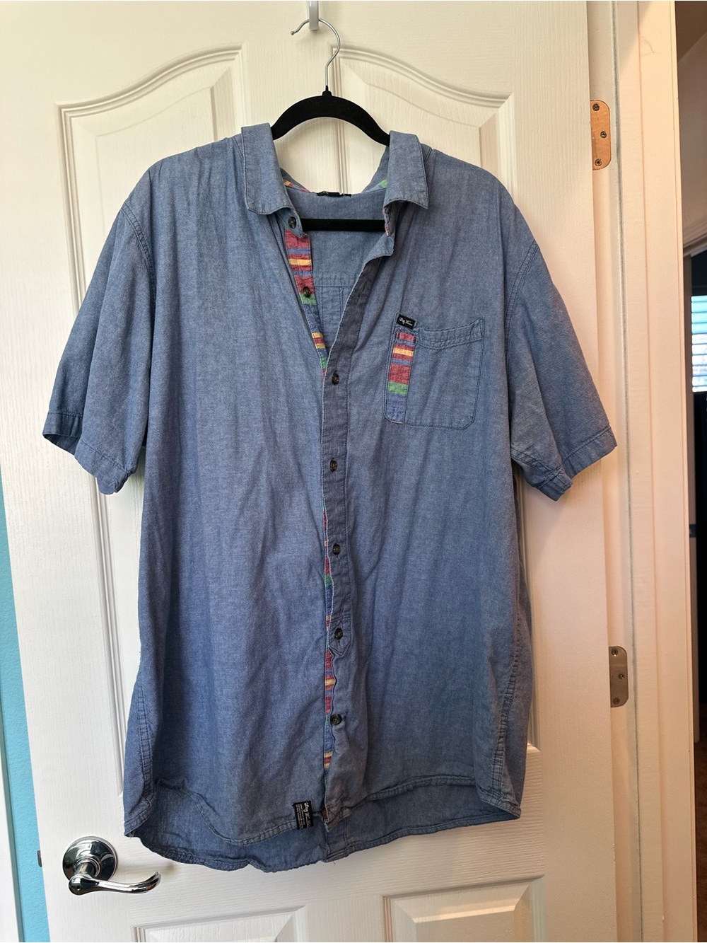 LRG Blue Chambray Short Sleeve Button Up Shirt Men’s Casual Streetwear